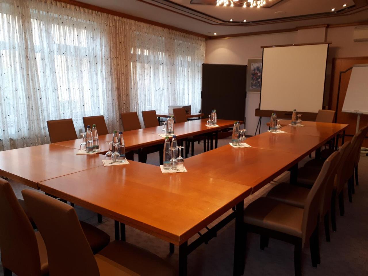 Brauereigasthof Dachsenfranz Zuzenhausen Zewnętrze zdjęcie
